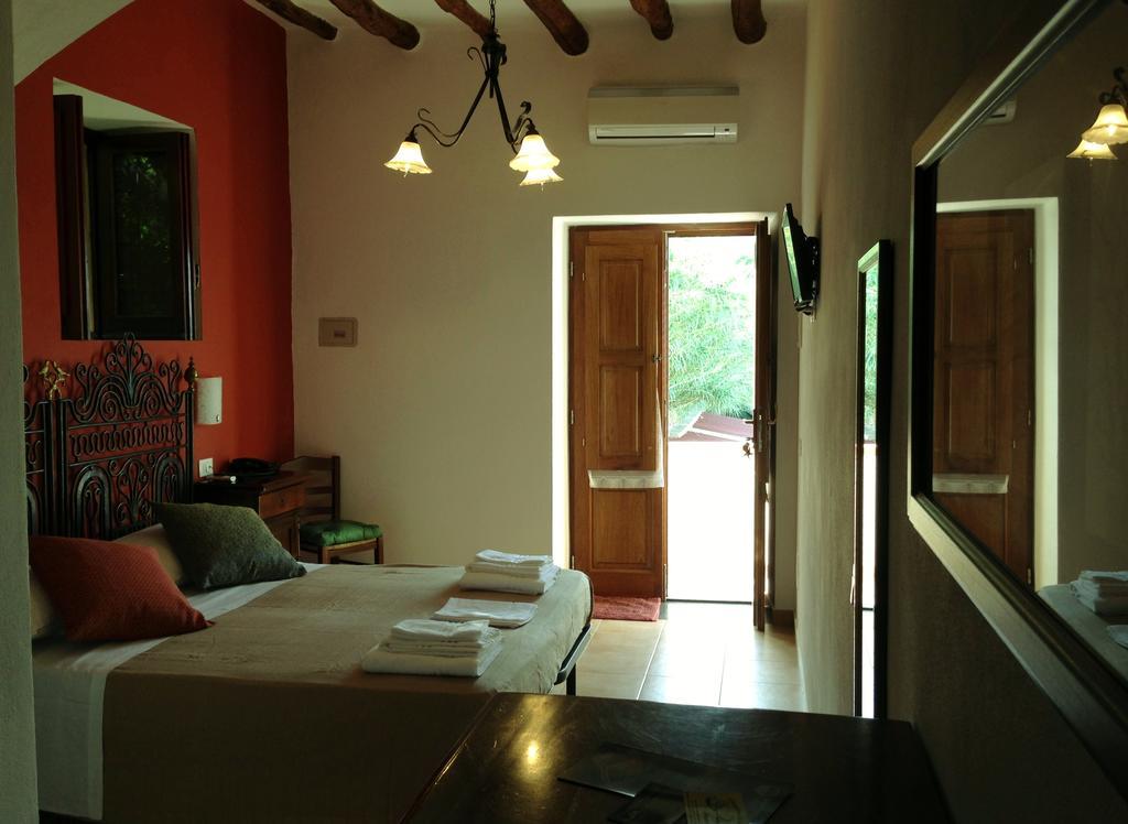 B&B La Goletta Di Salina Santa Marina Salina Bilik gambar
