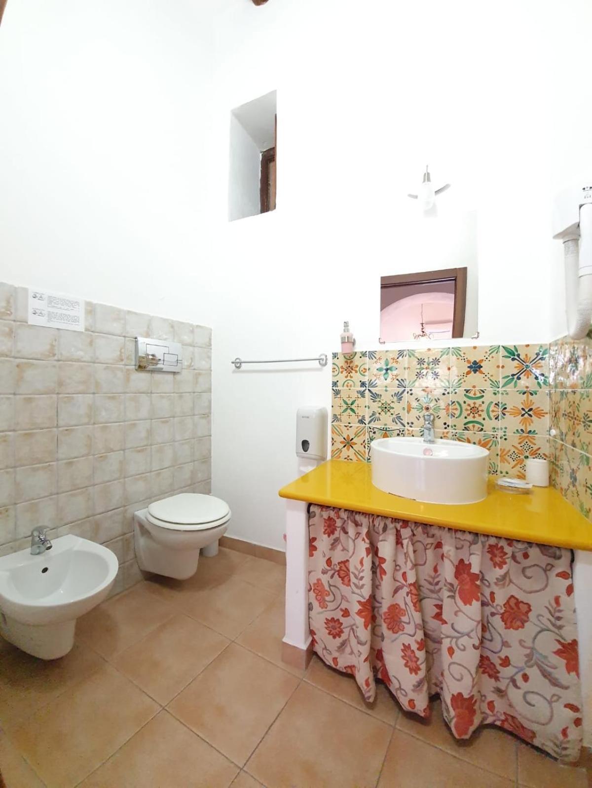 B&B La Goletta Di Salina Santa Marina Salina Bilik gambar